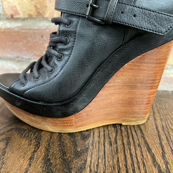 Ann Demeulemeester Black Wedge Lace Up Ankle Boots! - Picture 9 of 11